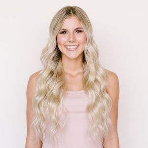 Barefoot Blonde Hair Extensions in Beige Blonde
